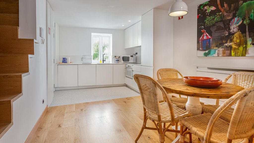 1BDR Apartment w/ Terrace and View by LovelyStay