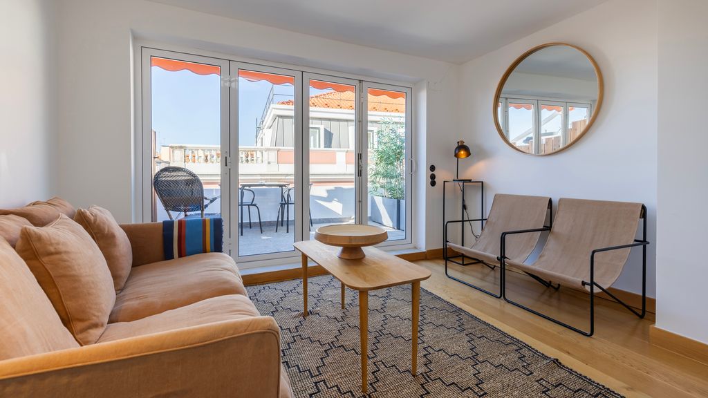 1BDR Apartment w/ Terrace and View by LovelyStay