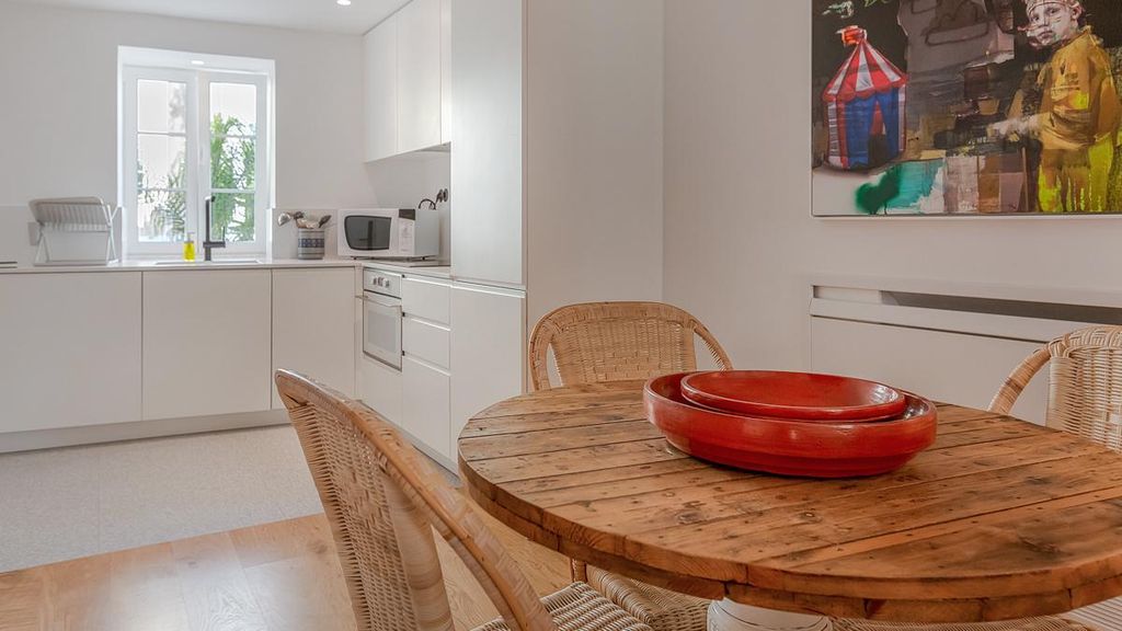 1BDR Apartment w/ Terrace and View by LovelyStay