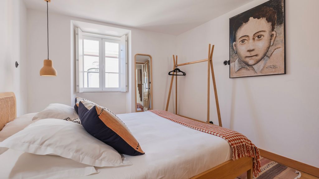 1BDR Apartment w/ Terrace and View by LovelyStay