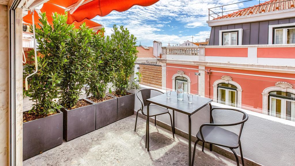 1BDR Apartment w/ AC and Terrace by LovelyStay