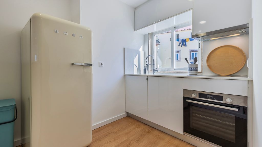 1BDR Apartment w/ AC and Terrace by LovelyStay