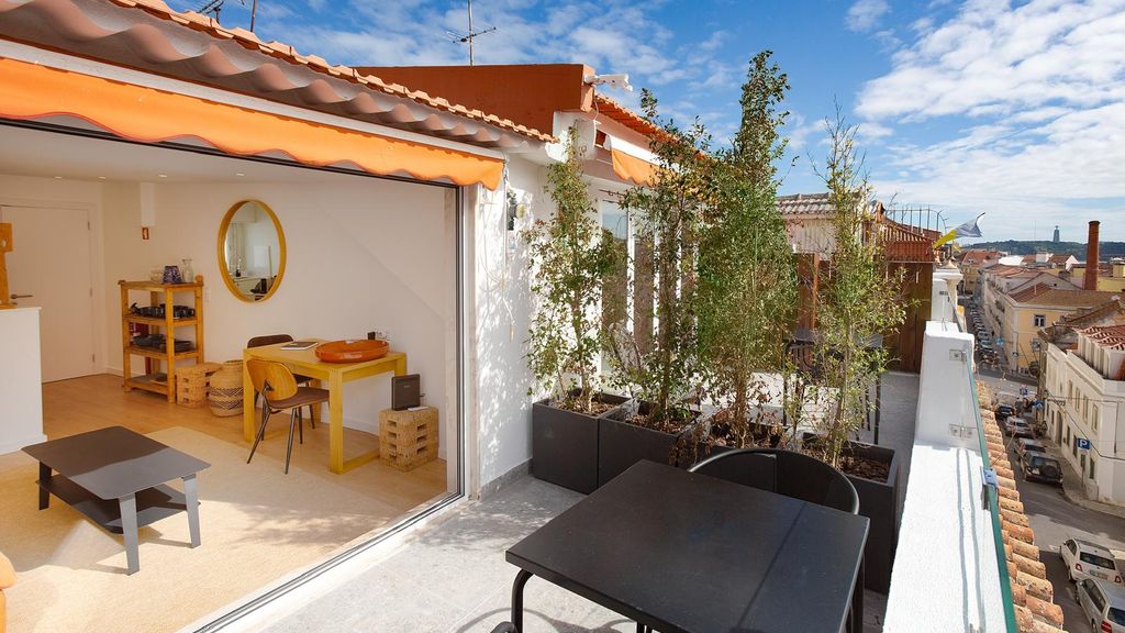 1BDR Apartment w/ AC and Terrace by LovelyStay