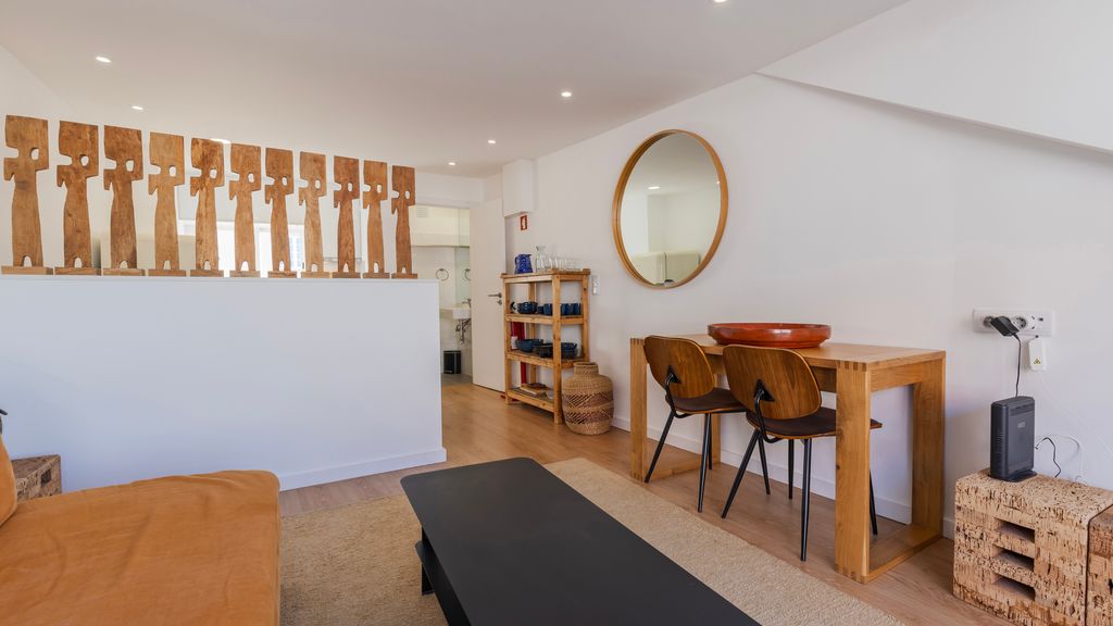1BDR Apartment w/ AC and Terrace by LovelyStay