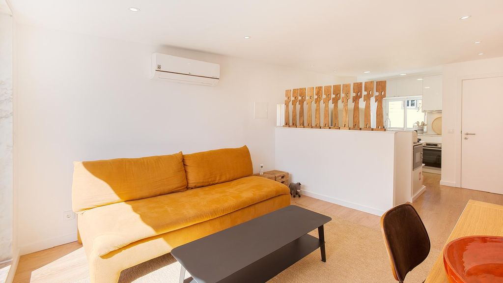 1BDR Apartment w/ AC and Terrace by LovelyStay