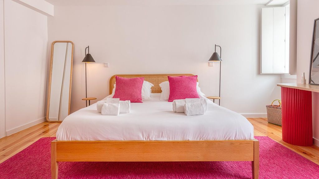 1BDR Apartment w/ AC and Terrace by LovelyStay