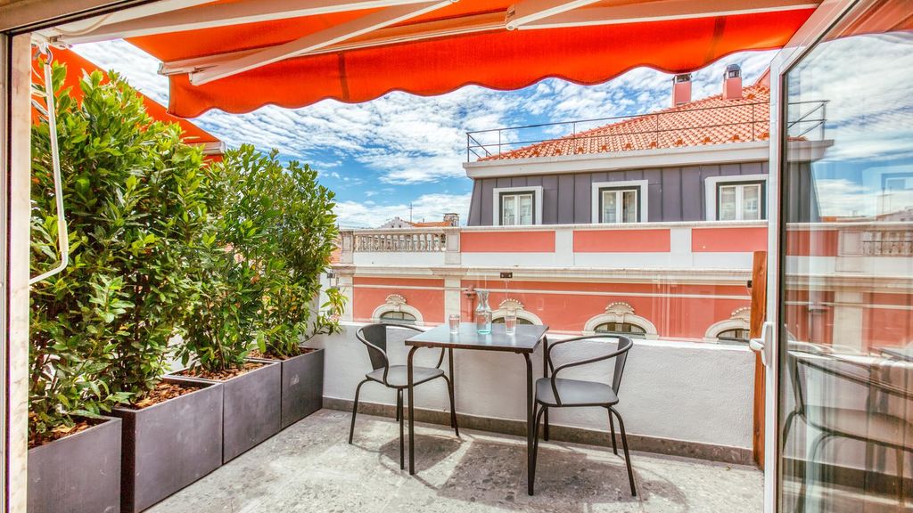 1BDR Apartment w/ AC and Terrace by LovelyStay