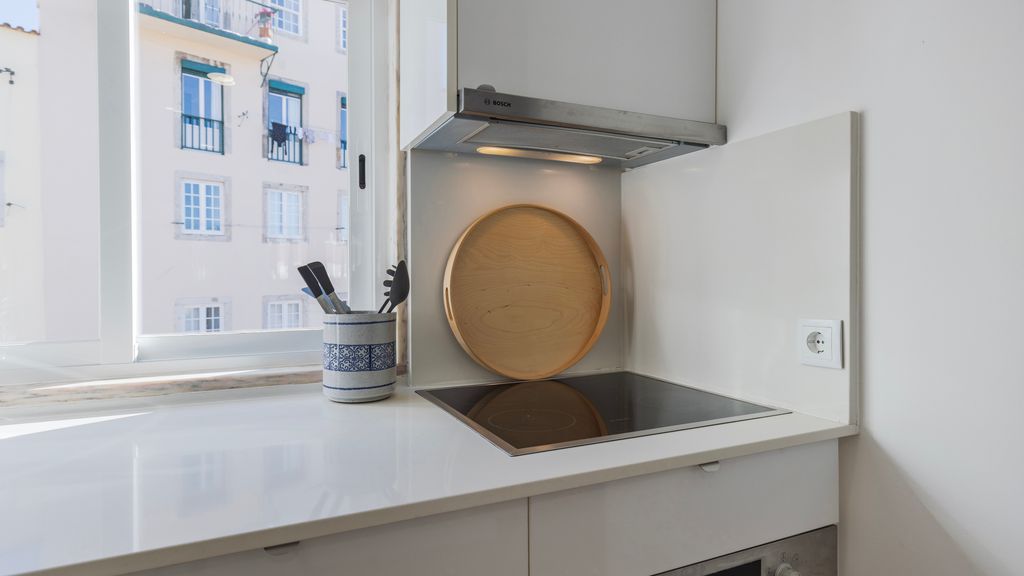 1BDR Apartment w/ AC and Terrace by LovelyStay