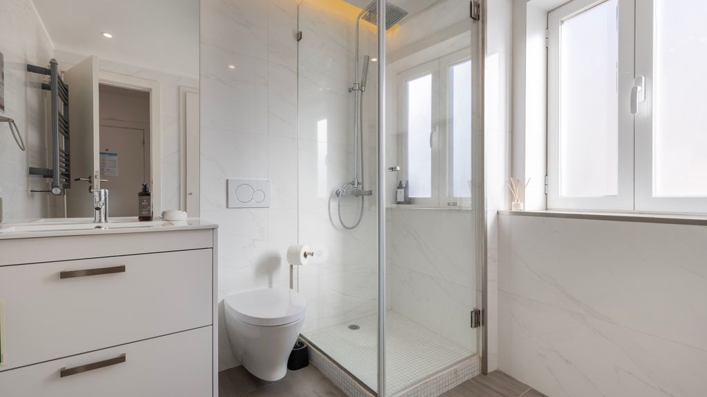 1BDR Apartment w/ AC and Terrace by LovelyStay