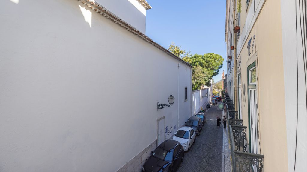 Charming Apartment in Bairro Alto by LovelyStay