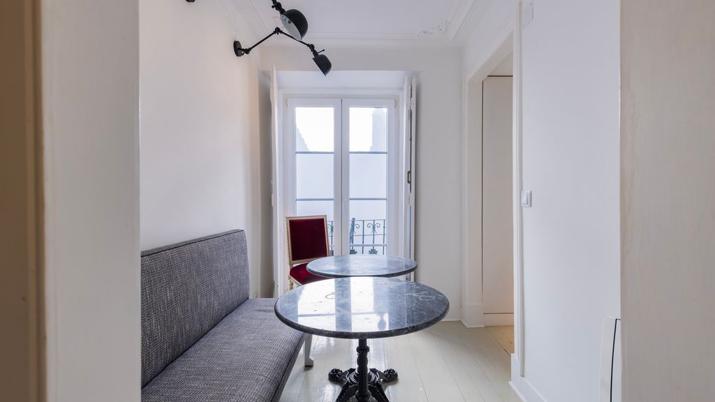 Charming Apartment in Bairro Alto by LovelyStay