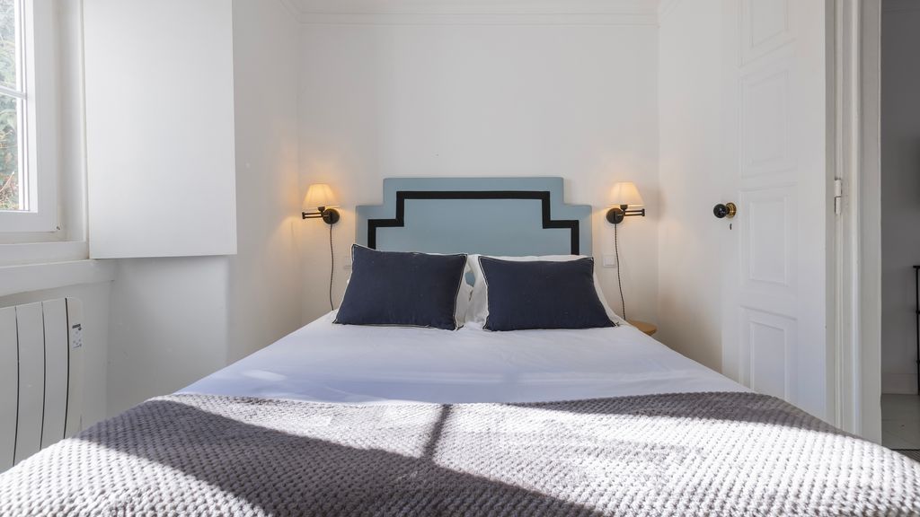 Charming Apartment in Bairro Alto by LovelyStay