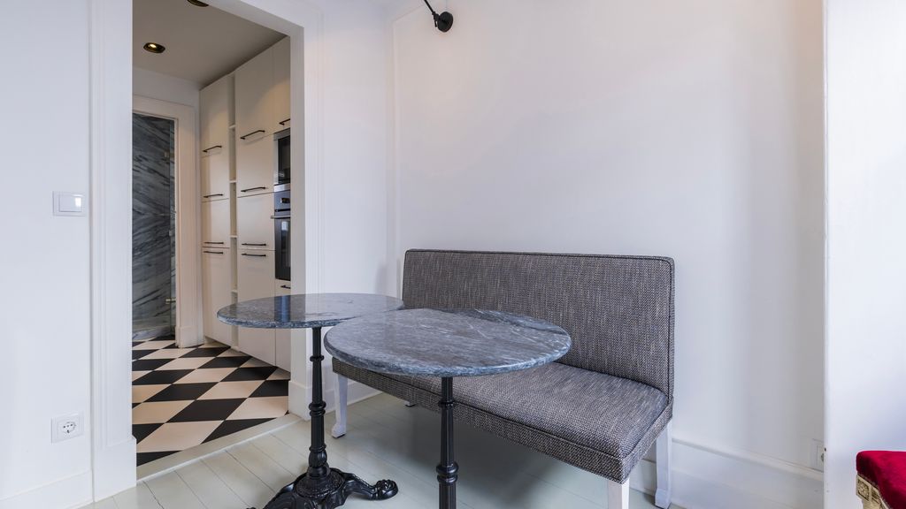 Charming Apartment in Bairro Alto by LovelyStay