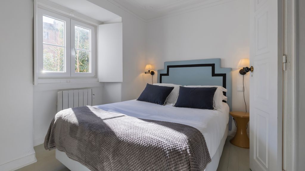 Charming Apartment in Bairro Alto by LovelyStay
