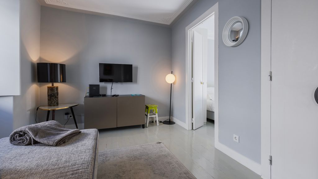 Stylish 1BDR Apt in Bairro Alto by LovelyStay