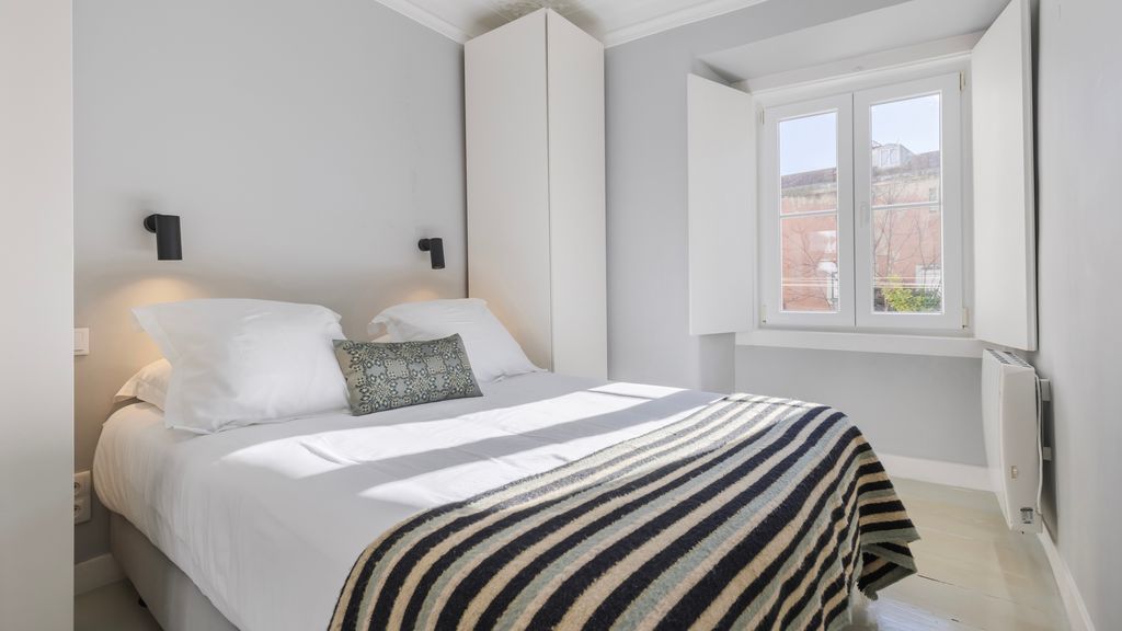 Stylish 1BDR Apt in Bairro Alto by LovelyStay