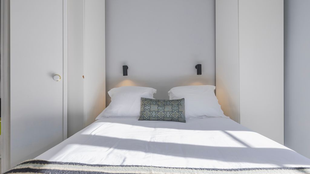 Stylish 1BDR Apt in Bairro Alto by LovelyStay