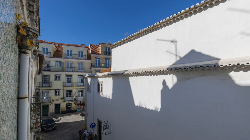 Stylish 1BDR Apt in Bairro Alto by LovelyStay