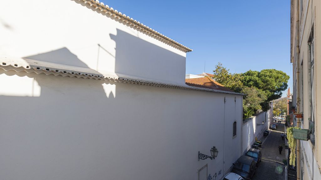 Stylish 1BDR Apt in Bairro Alto by LovelyStay