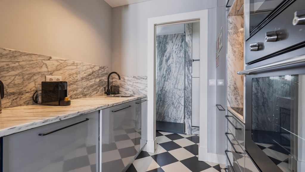 Stylish 1BDR Apt in Bairro Alto by LovelyStay