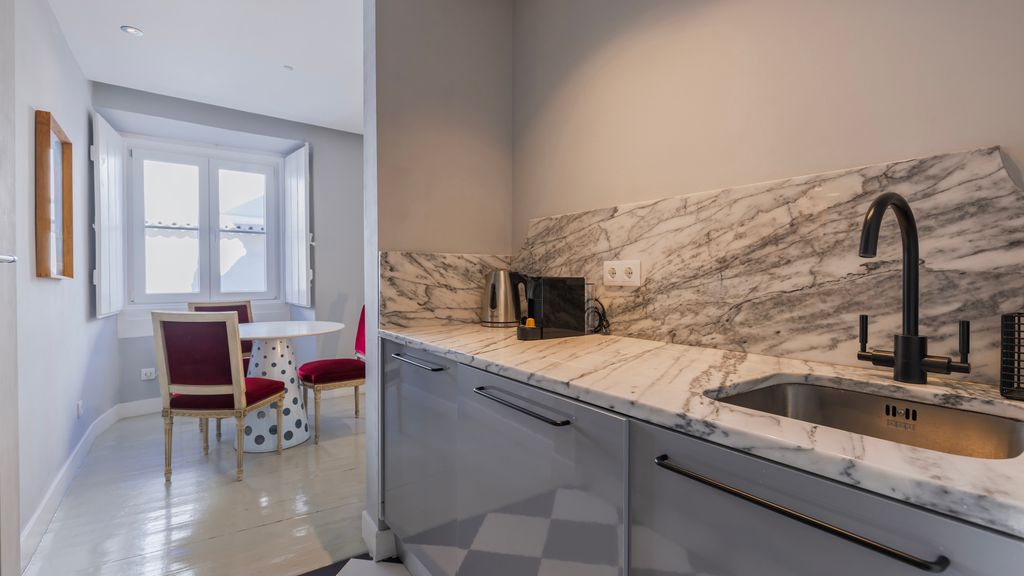 Stylish 1BDR Apt in Bairro Alto by LovelyStay