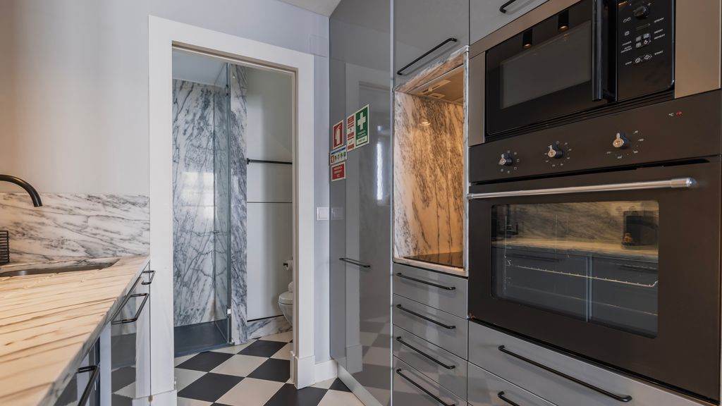Stylish 1BDR Apt in Bairro Alto by LovelyStay