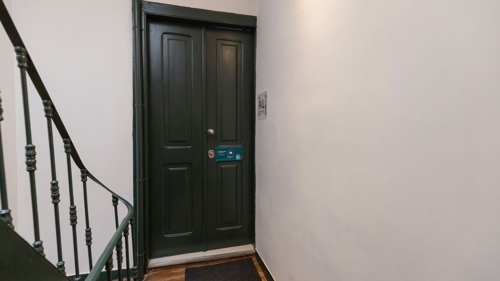 Stylish 1BDR Apt in Bairro Alto by LovelyStay