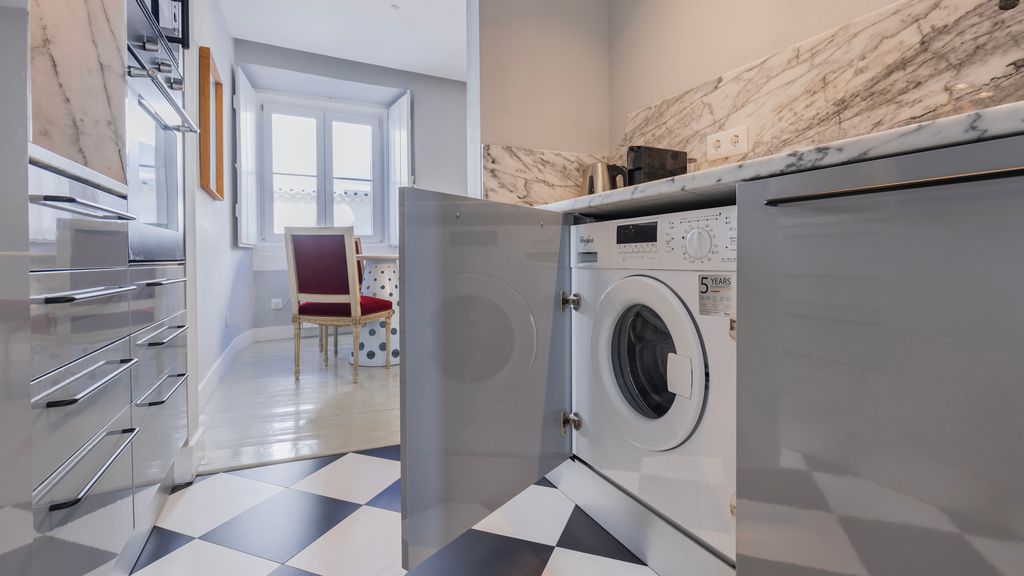 Stylish 1BDR Apt in Bairro Alto by LovelyStay