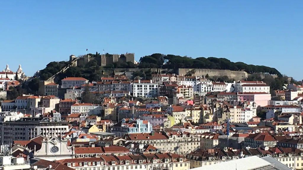Comfortable Apartment in Bairro Alto by LovelyStay