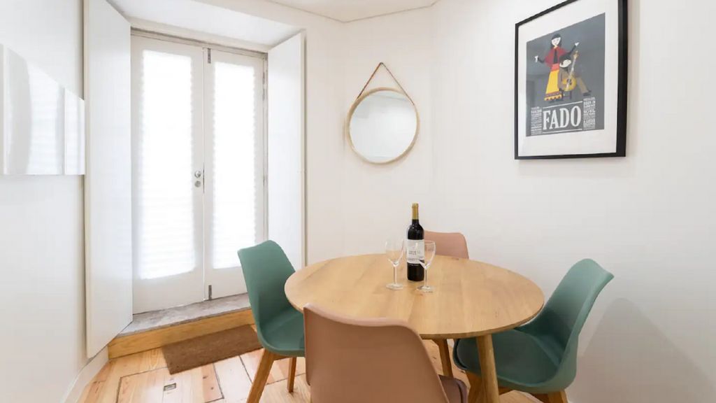 Comfortable Apartment in Bairro Alto by LovelyStay