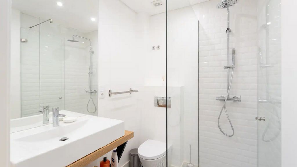 Comfortable Apartment in Bairro Alto by LovelyStay