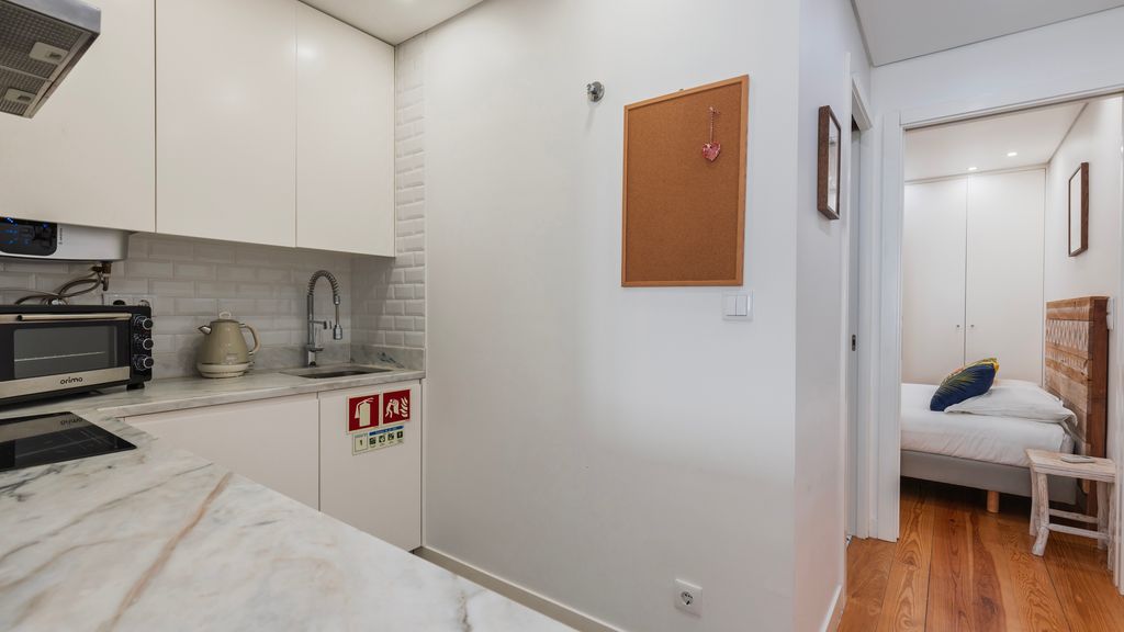 Charming Apartment in Bairro Alto by LovelyStay