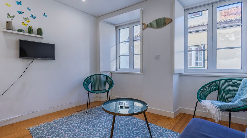 Charming Apartment in Bairro Alto by LovelyStay