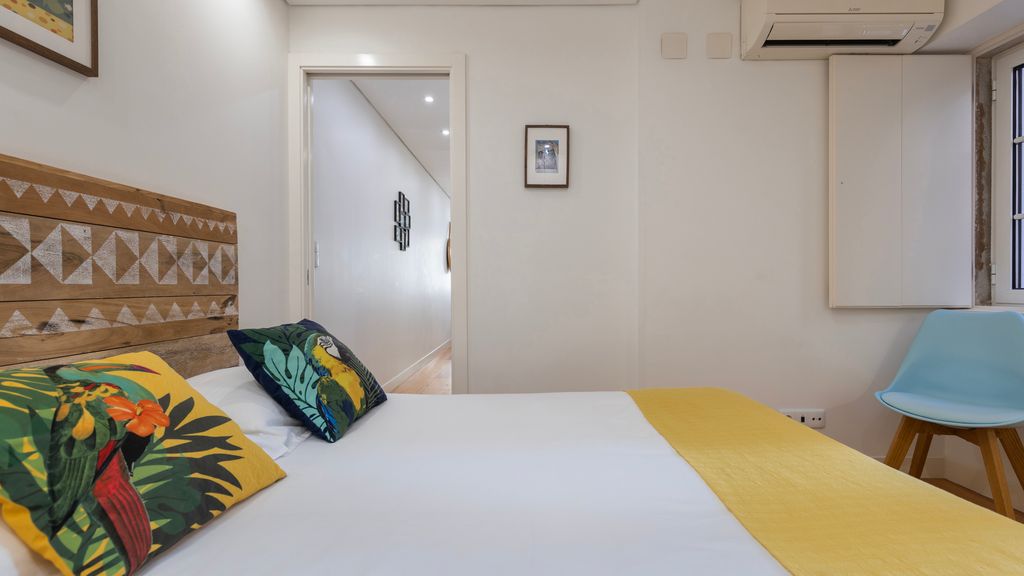 Charming Apartment in Bairro Alto by LovelyStay