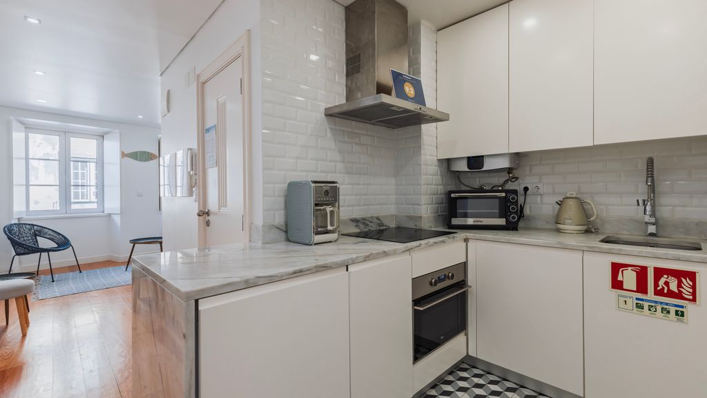 Charming Apartment in Bairro Alto by LovelyStay