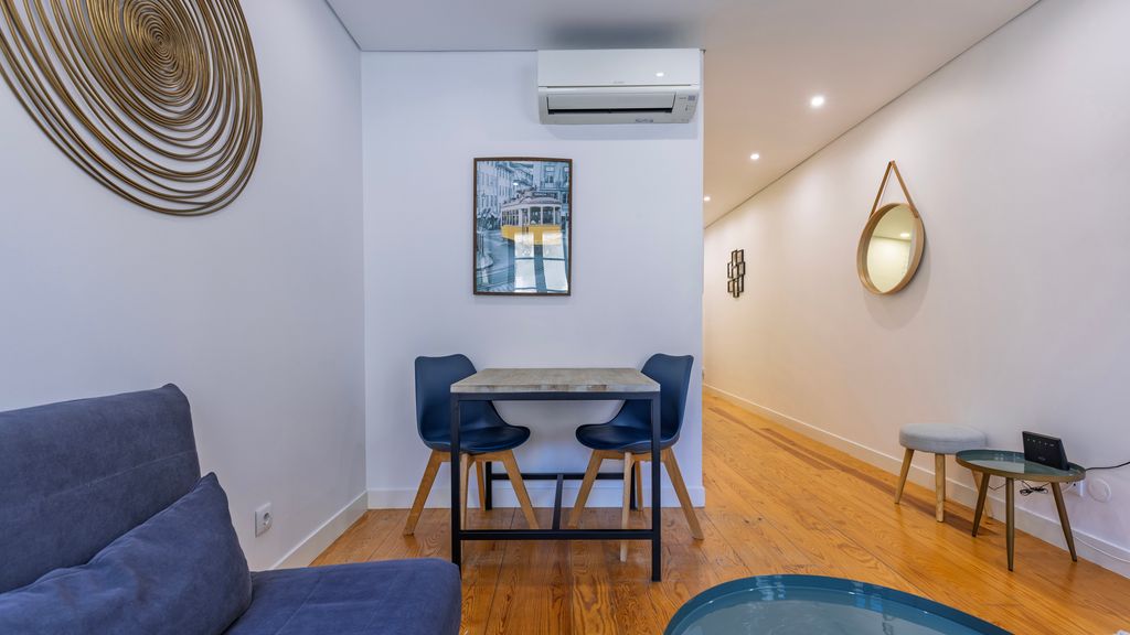 Charming Apartment in Bairro Alto by LovelyStay