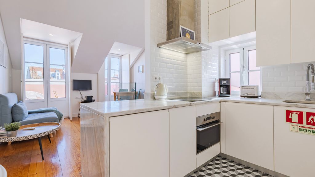 Cosy Apartment in Bairro Alto by LovelyStay