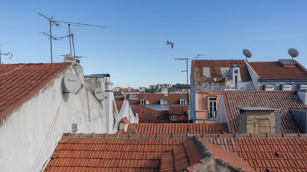 Cosy Apartment in Bairro Alto by LovelyStay