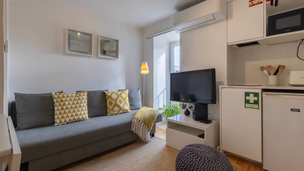 Cozy 1BDR Apartment by LovelyStay