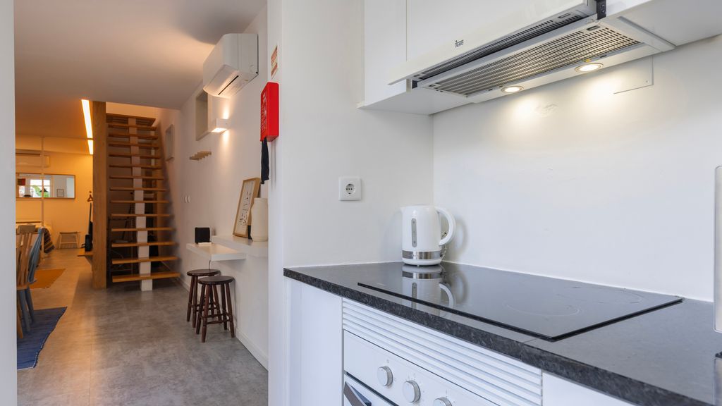 Modern & Hidden Apartment by LovelyStay