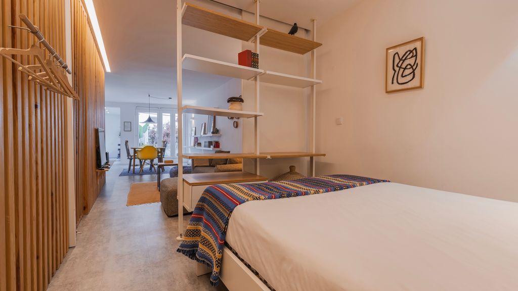 Modern & Hidden Apartment by LovelyStay