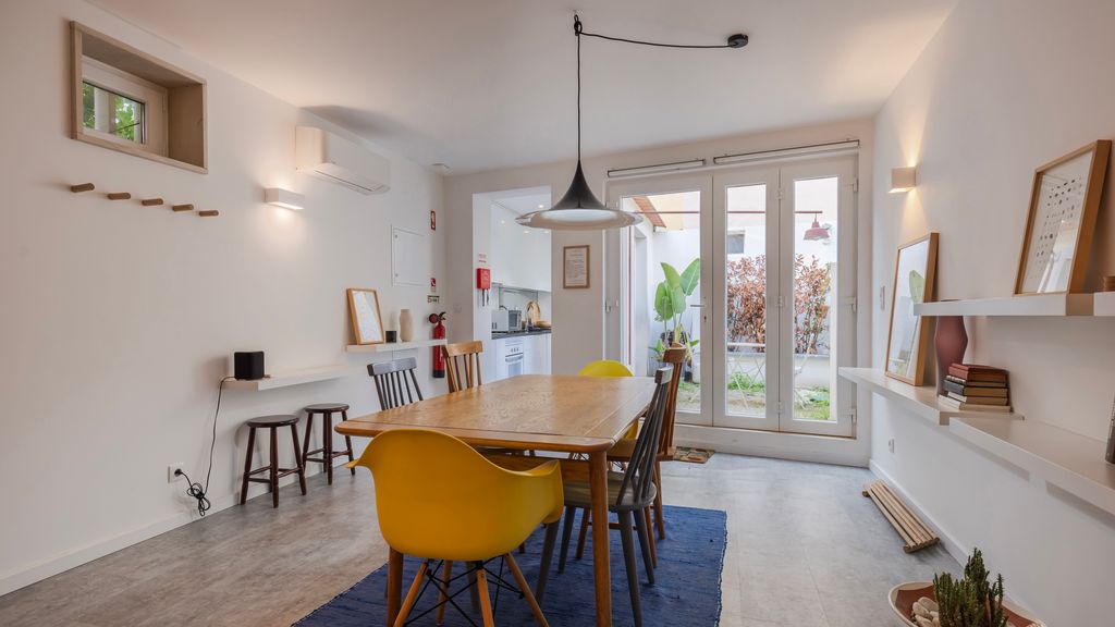 Modern & Hidden Apartment by LovelyStay
