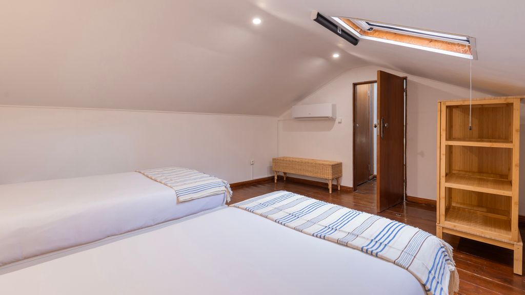 The Lisbon Serenity Apartment by LovelyStay