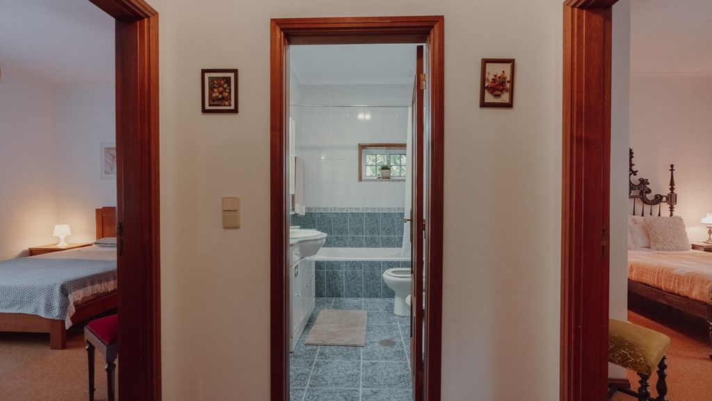 A Casa do Pereira by LovelyStay