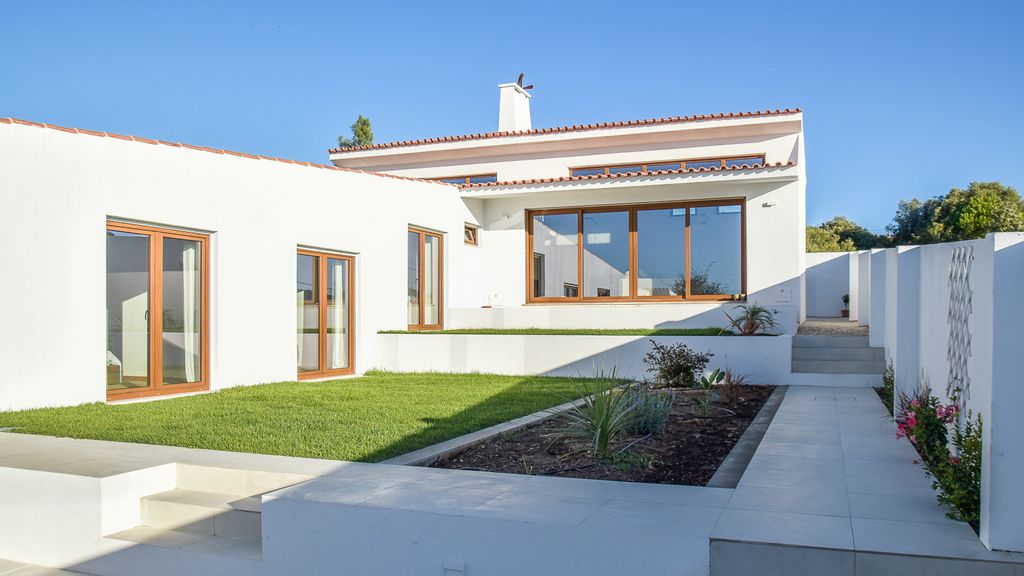 Casa Vista Verde by LovelyStay