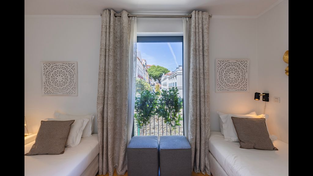 Panorama - Luxurious Penthouse by LovelyStay
