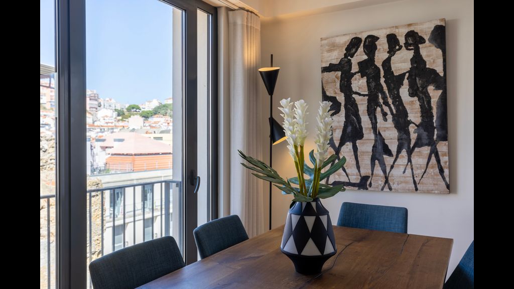 Panorama - Luxurious Penthouse by LovelyStay