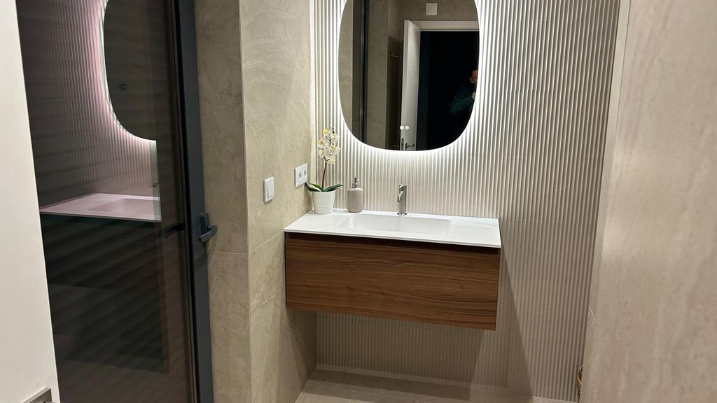 Panorama - Luxurious Penthouse by LovelyStay