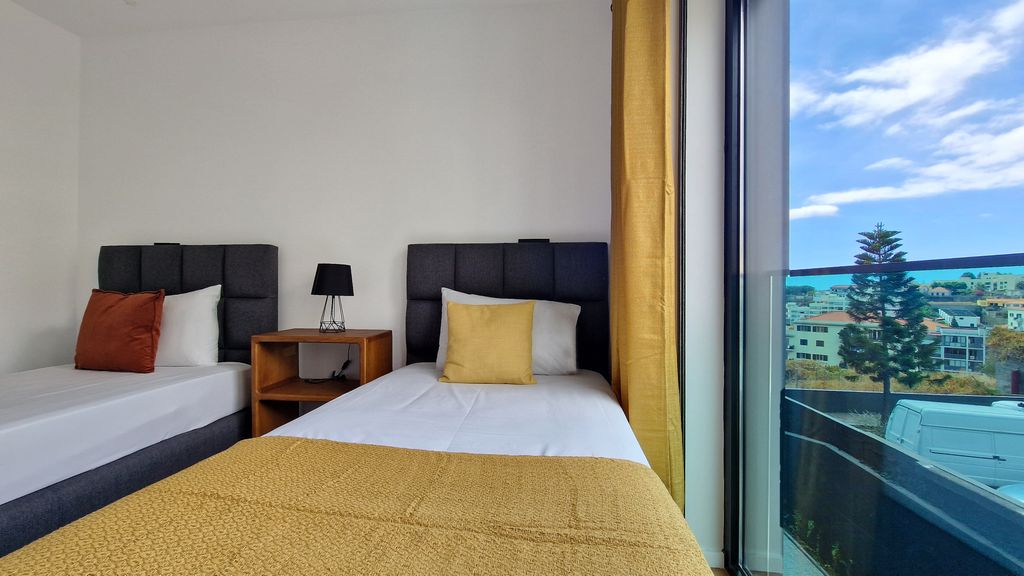 Lux Suite by LovelyStay