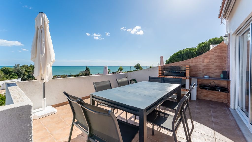 Ocean View 2 BDR House With Patio by LovelyStay